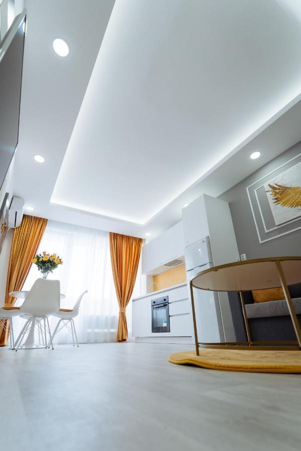 Apartment Goldenlux Oradea